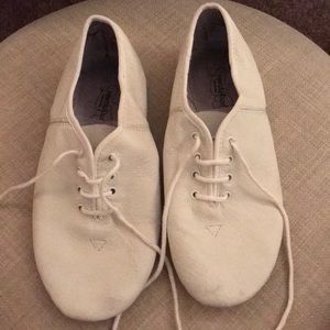 revolution white lace up jazz shoe